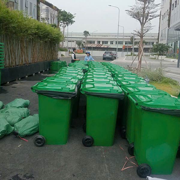 Thùng rác công cộng 240L thung-rac-cong-cong-240l