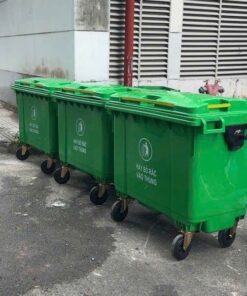 thung-rac-cong-nghiep-660l