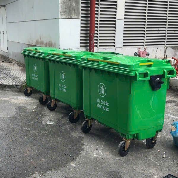 Thùng rác công nghiệp 660L thung-rac-cong-nghiep-660l