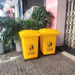 thung-rac-cong-cong-60-lit-mau-vang