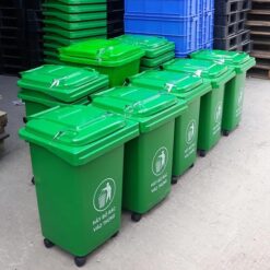 thung-rac-cong-cong-60-lit-xanh-la