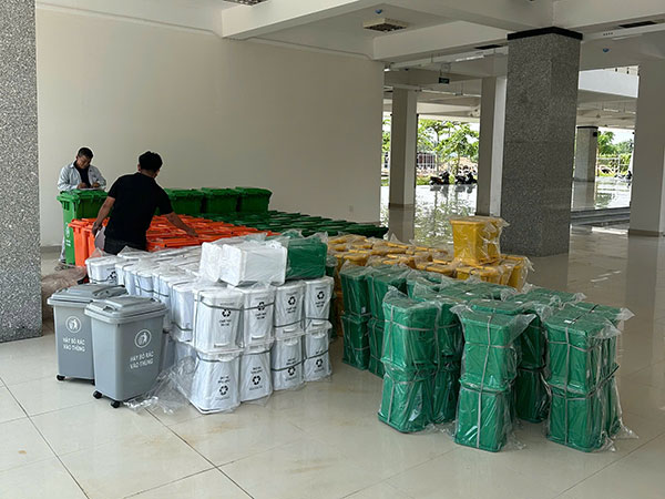 noi-ban-thung-rac-cong-cong-thung-rac-nhua-uy-tin-chat-luong
