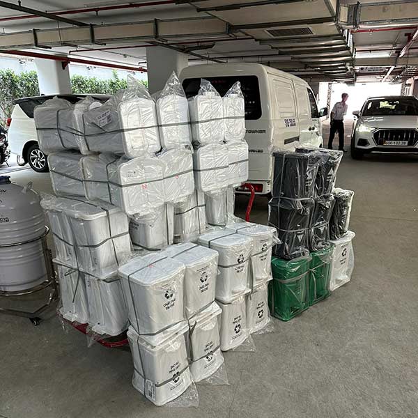 Thùng rác đạp chân y tế 15 lít thung-rac-dap-chan-y-te-15-lit