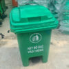 thung-rac-nhua-dap-chan-60-lit